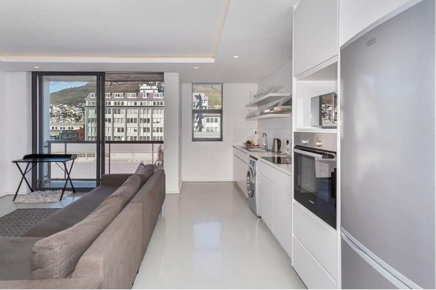 To Let 1 Bedroom Property for Rent in Woodstock Western Cape